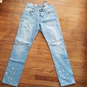 Levis jeans